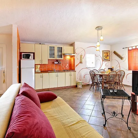 Casa Vallelunga.1 Apartman Póla